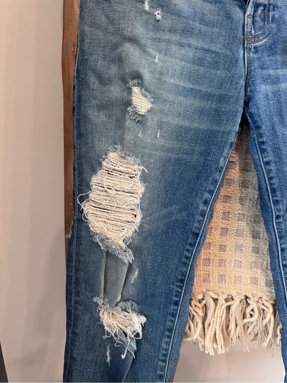 MOTHER The Saint Jeans | Women’s Size 25 - Picture 3 of 11